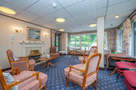Communal Lounge