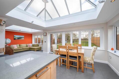 Kitchen/Dining/Family Room