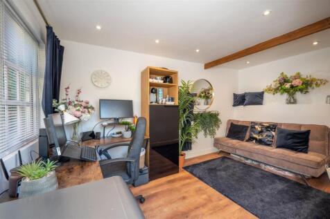 Home Office / Studio