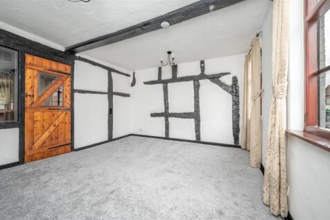 Living Room.jpg
