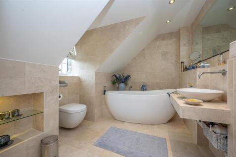 Principle Bedroom En-Suite