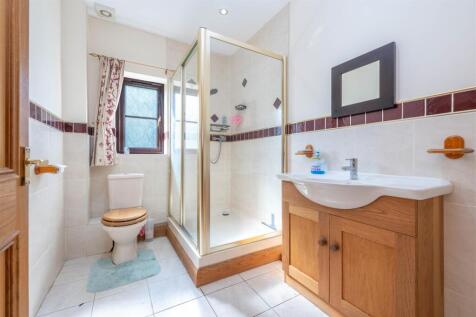 Main Shower Room