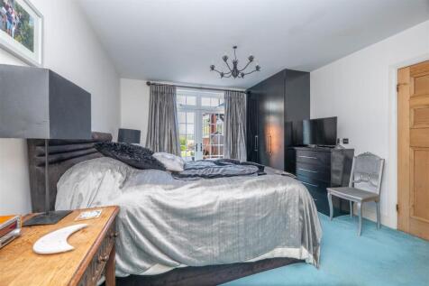 Ground Floor Master Bedroom