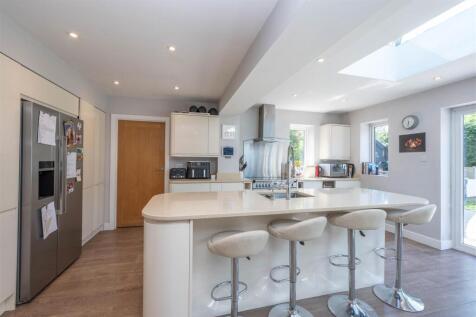 Kitchen Area (Open Plan Kitchen/Dining/Family Room