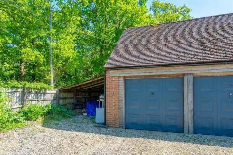 Separate Garage