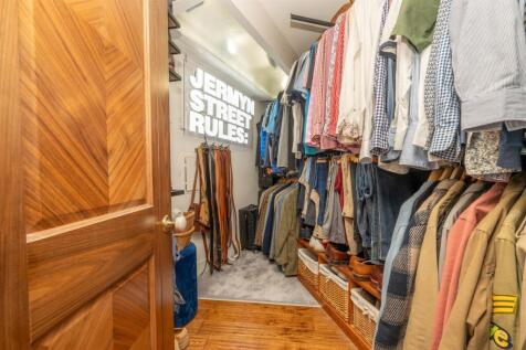 Walk-In Wardrobe to Main Bedroom (LOWER GROUND FLO
