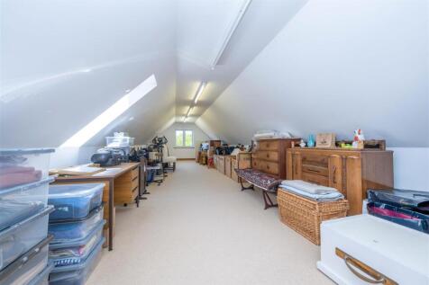 Multi-Functional Room