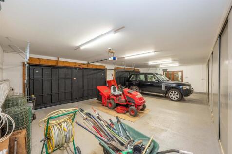Integral Garage