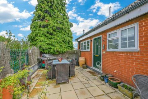 Rear Courtyard Garden