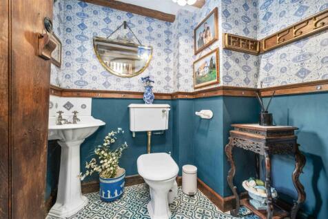 Downstairs Cloakroom