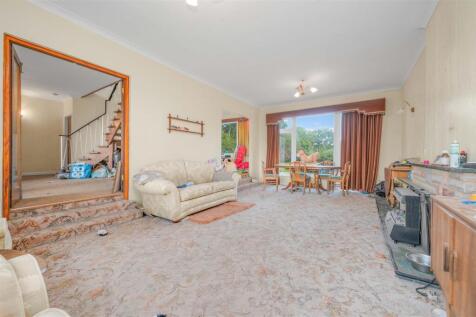 livingroom.jpg