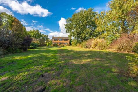rear garden view.jpg