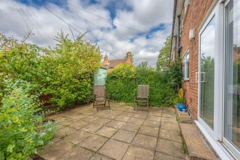 West Facing Courtyard Garden