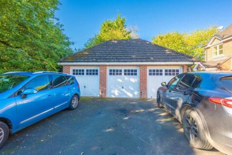 Parking Space/Garage