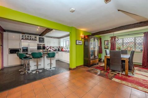 Open Plan Kitchen/Breakfast/Dining Area