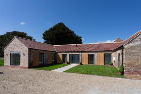 Chatsworth - CGI Cladding