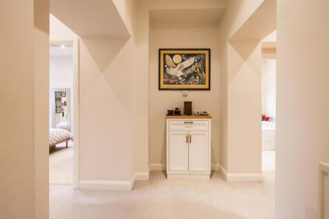 Apartment Entrance Hall