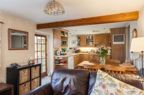 Kitchen/ Dining/ Living Room