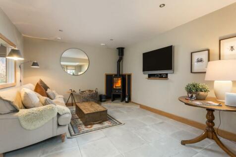 Gales Cottage - Sitting/Family Room