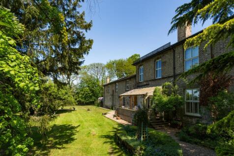 House &amp; Gardens