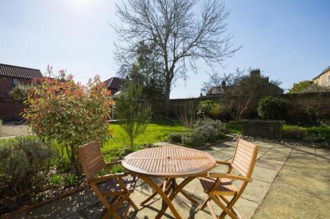 Terrace &amp; Garden