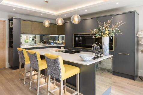 Kitchen/Dining/Living