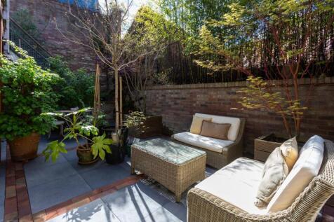 Courtyard Garden