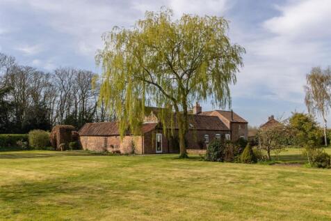 House &amp; Gardens
