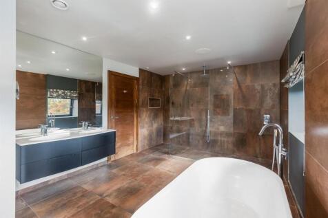 Bedroom 1 En Suite