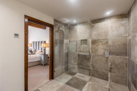 Bedroom 2 En Suite