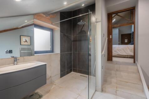 Bedroom 4 En Suite