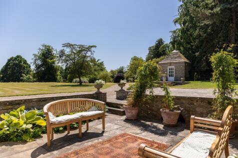 Terrace outside Drawing Room