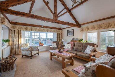 Farmhouse Drawing Room