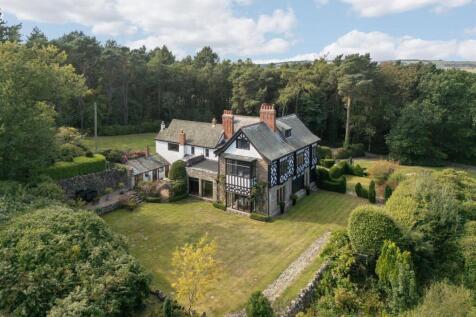 Moor Lodge