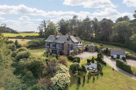 House &amp; Gardens