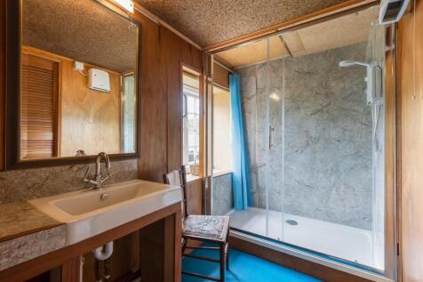 Bedroom 1 En Suite