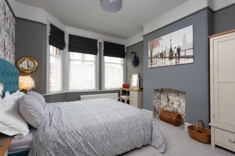 Ground Floor Bedroom/Reception Room