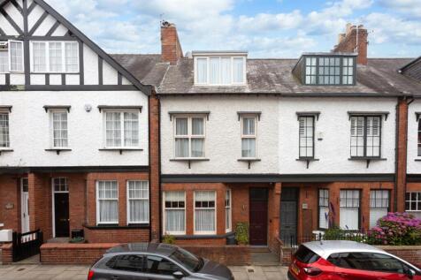 12 Queen Annes Road