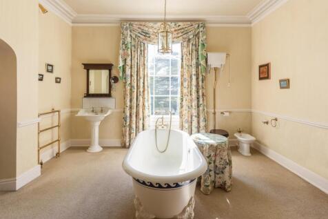 Principal Bedroom Suite