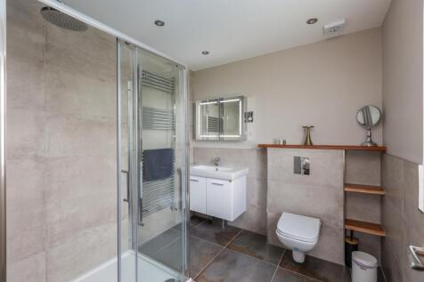 Principal Bedroom Suite