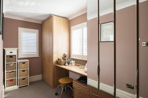 Bedroom 3/Dressing Room