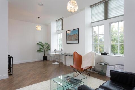 Sitting/Dining Room/Kitchen