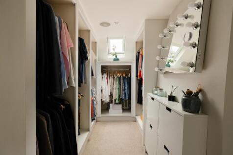 Principal Bedroom Suite