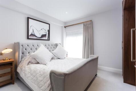 Bedroom 2 Suite