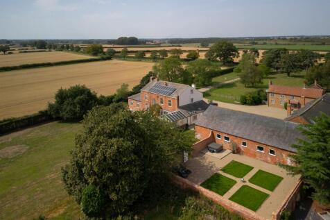 House &amp; Gardens
