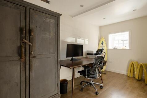 Study / Downstairs Bedroom