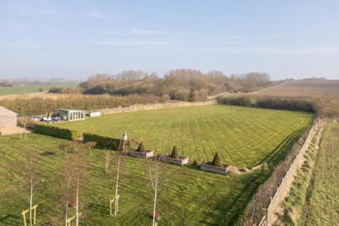 Paddock, Summerhouse