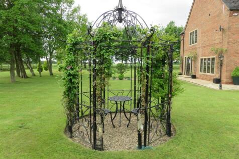 Garden - pergola