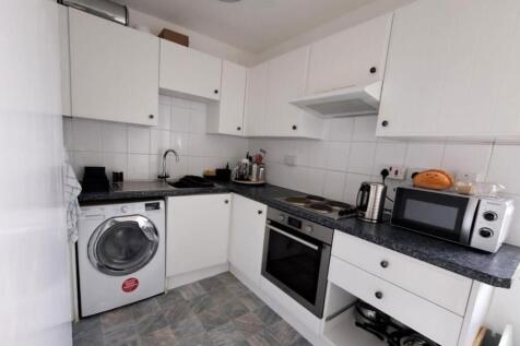 Annexe kitchen.jpg