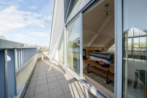 Bedroom 1 balcony